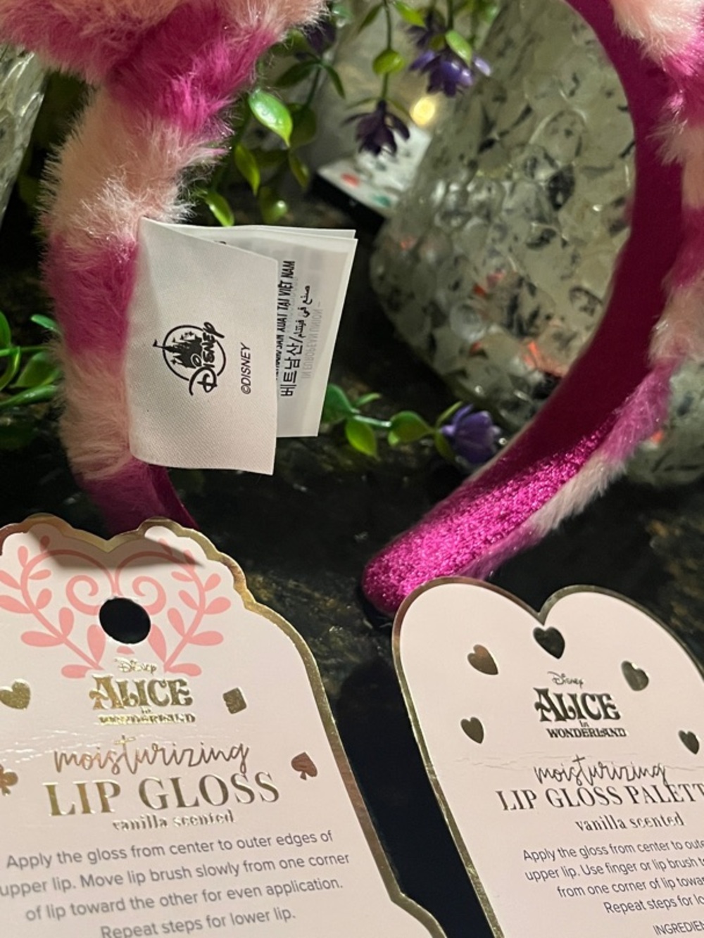 Disney parks Alice in wonderland Cheshire Cat mouse ears queen of hearts lip set - Picture 9 of 9